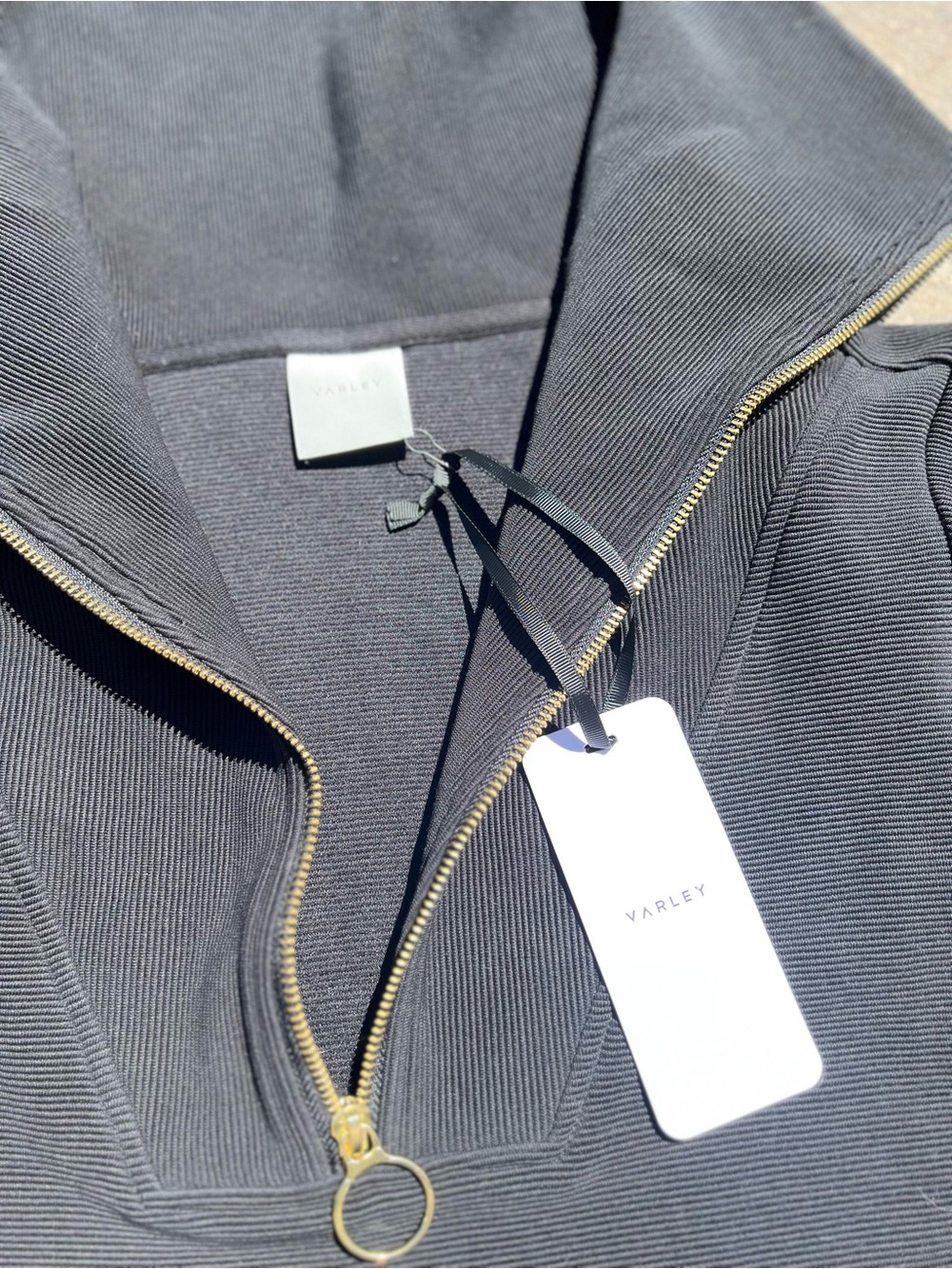 Varley NWT Vine Half-Zip Pullover Black Small - Picture 4 of 13